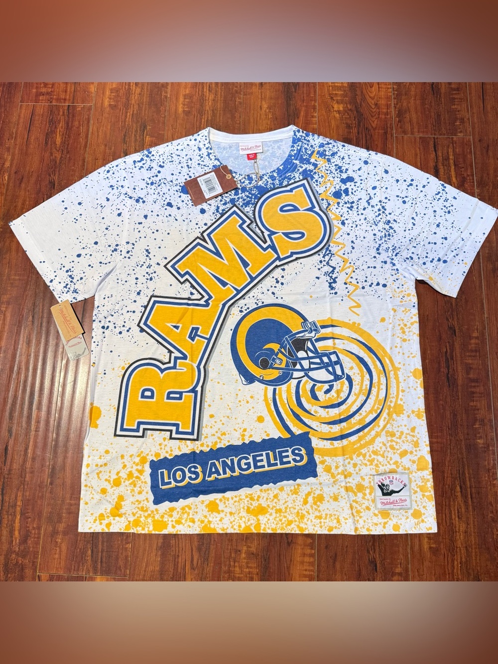 Los Angeles, Rams Mitchell & Ness T-Shirt Size XL  Brand New w/Tags Read Info!